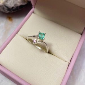 Anillo Esmeralda y Circón