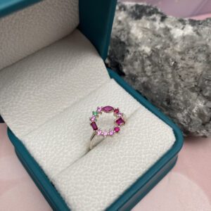 Anillo Floral de colores en plata con Esmeralda