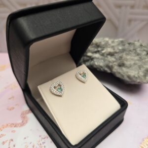 Topitos corazones con esmeraldas y microcircones