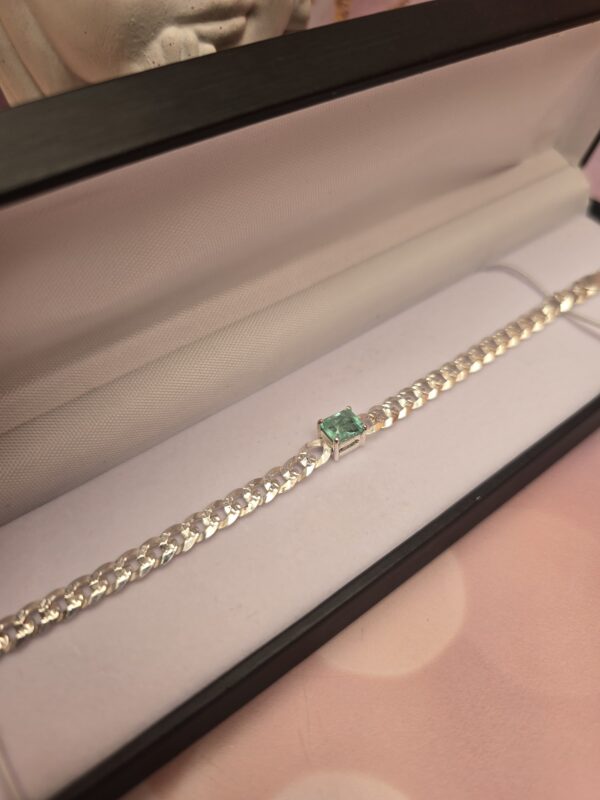 Pulsera en Plata con Esmeralda Colombiana