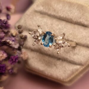 Anillo Fairy con Topacio Swiss Blue